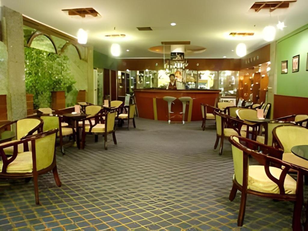 New Friendship Hotel Luoyang  Zewnętrze zdjęcie