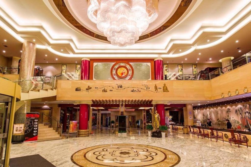 New Friendship Hotel Luoyang  Zewnętrze zdjęcie
