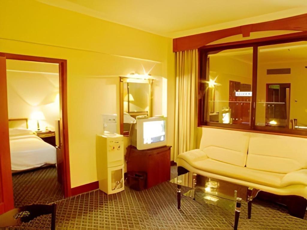 New Friendship Hotel Luoyang  Zewnętrze zdjęcie