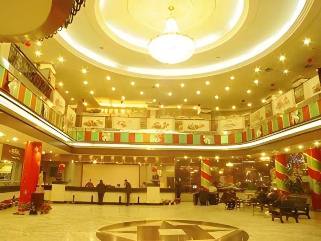 New Friendship Hotel Luoyang  Zewnętrze zdjęcie